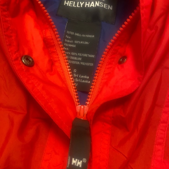 2010’  (Nylon) Helly Hanson Windbreaker - Picture 5 of 7